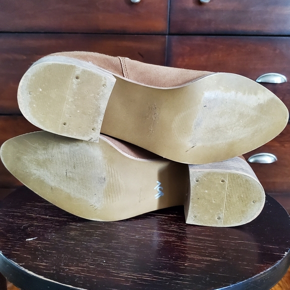 Crevo suede chestnut Chelsea boot - Picture 9 of 10